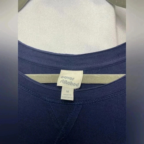 Cover Stitched 3/4‎ studded sleeve tshirt - Picture 2 of 5